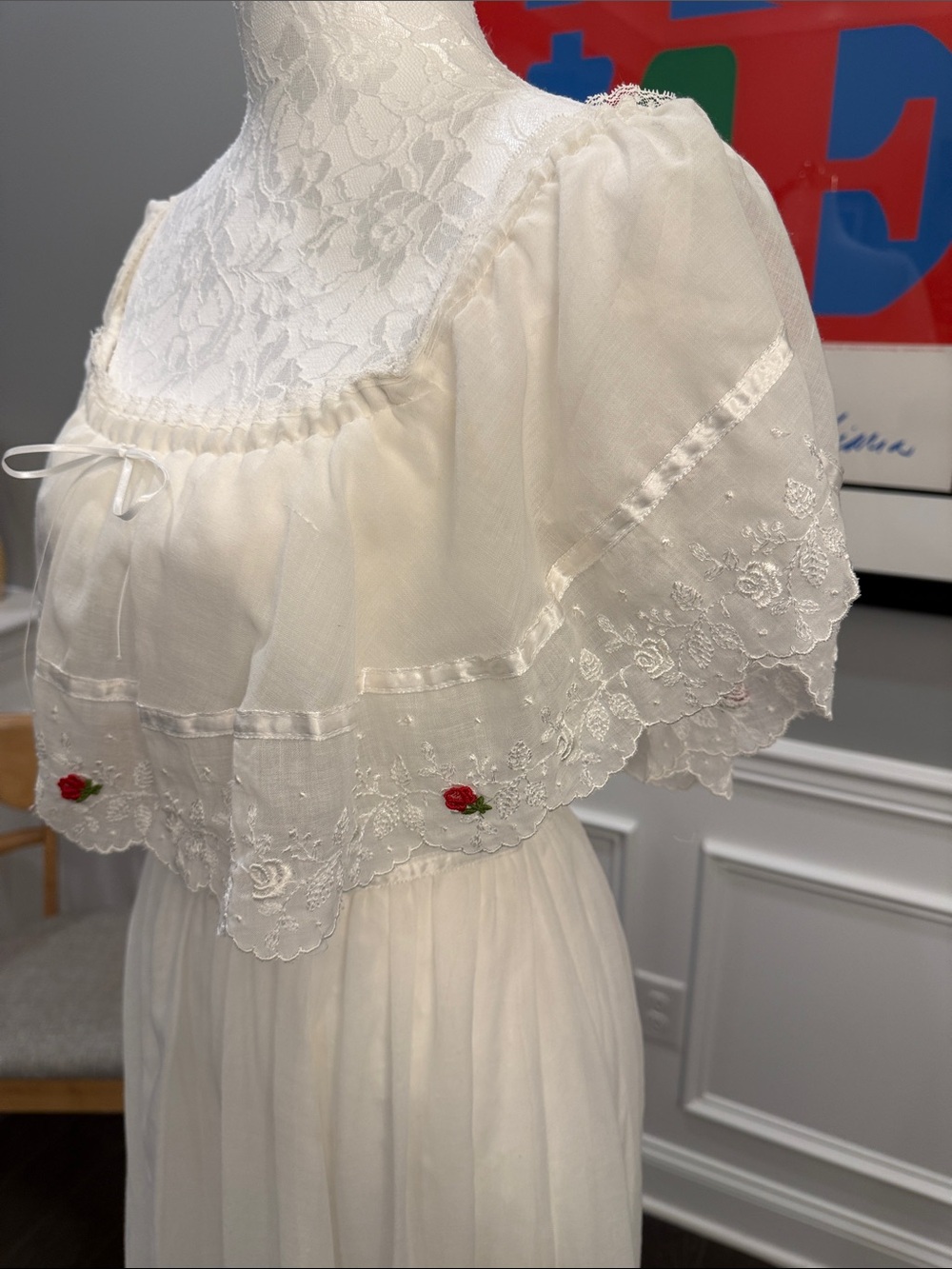 Rare Vintage 70’s Gunne Sax by Jessica San Francisco Cream and Lace Maxi Dress - Picture 3 of 16